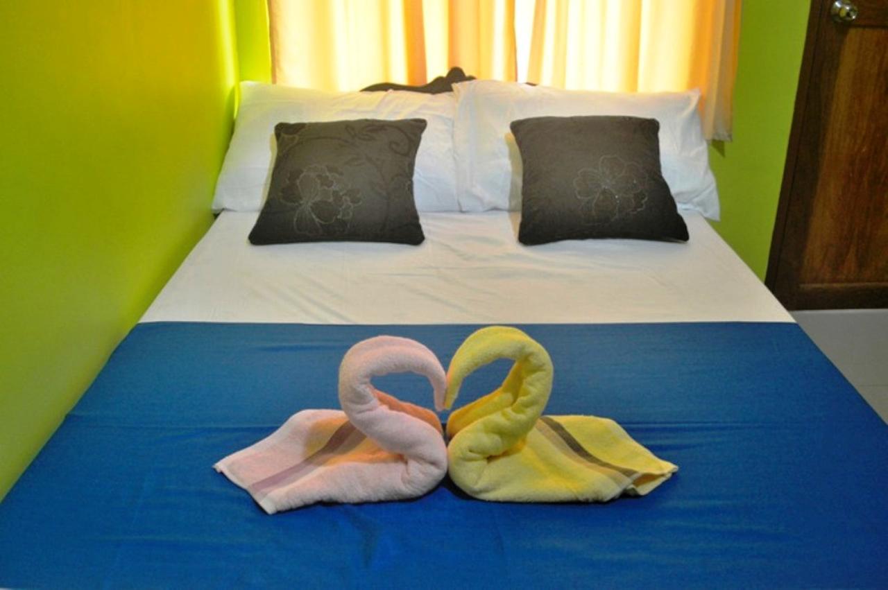 بويرتو برينسيسا Amelia Homestay المظهر الخارجي الصورة